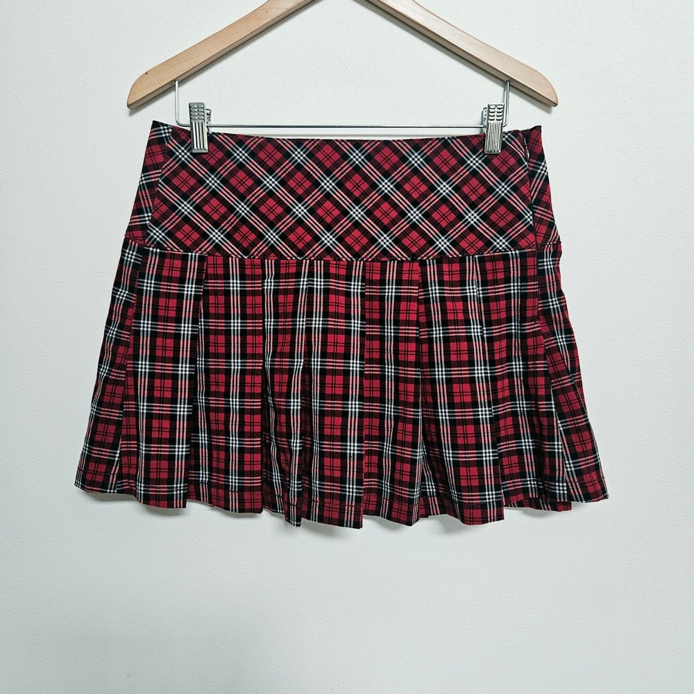 American Eagle Red Plaid Pleated Mini Skirt Size 10 Preppy Schoolgirl Academic